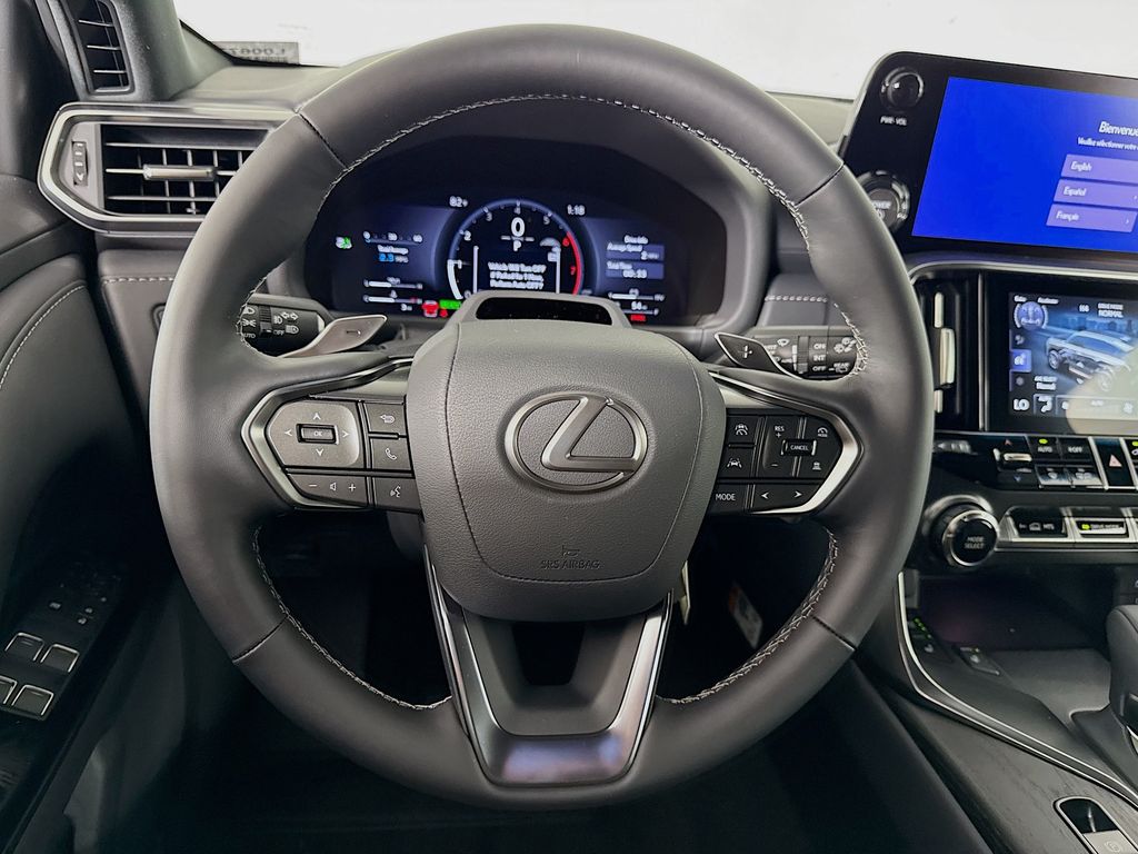 Thumbnail: 2025 Lexus LX - 10