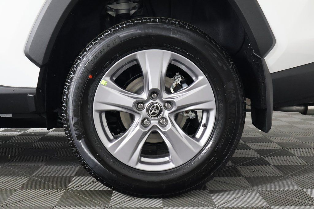 Thumbnail: 2025 Toyota RAV4 - 10