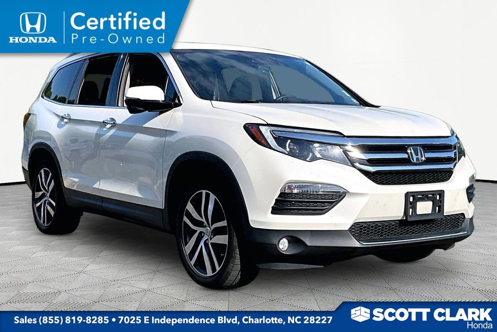 2017 Honda Pilot Touring