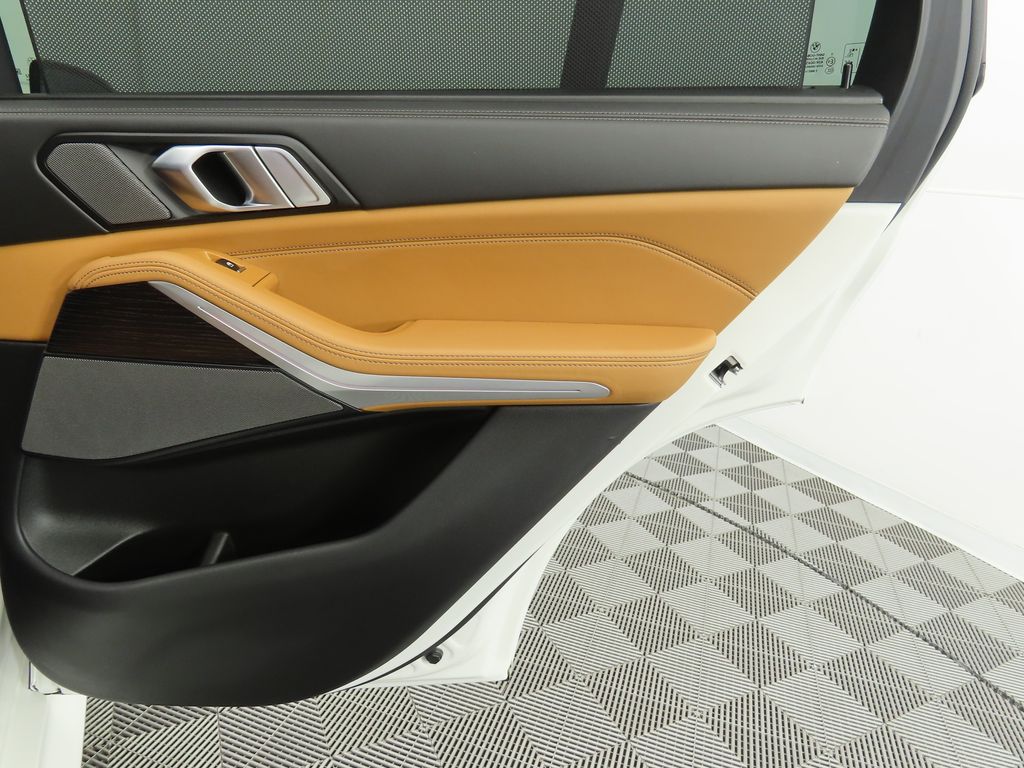 Thumbnail: 2024 BMW X5 - 27
