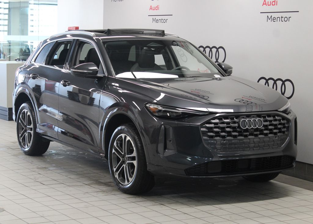 Thumbnail: 2025 Audi Q5 - 8