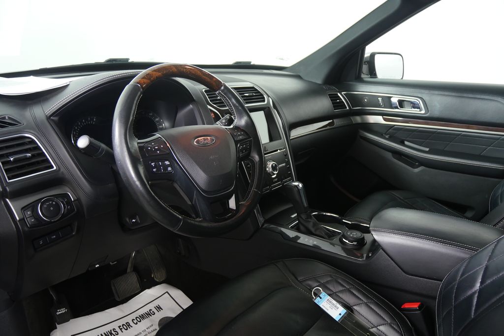 Thumbnail: 2017 Ford Explorer - 13