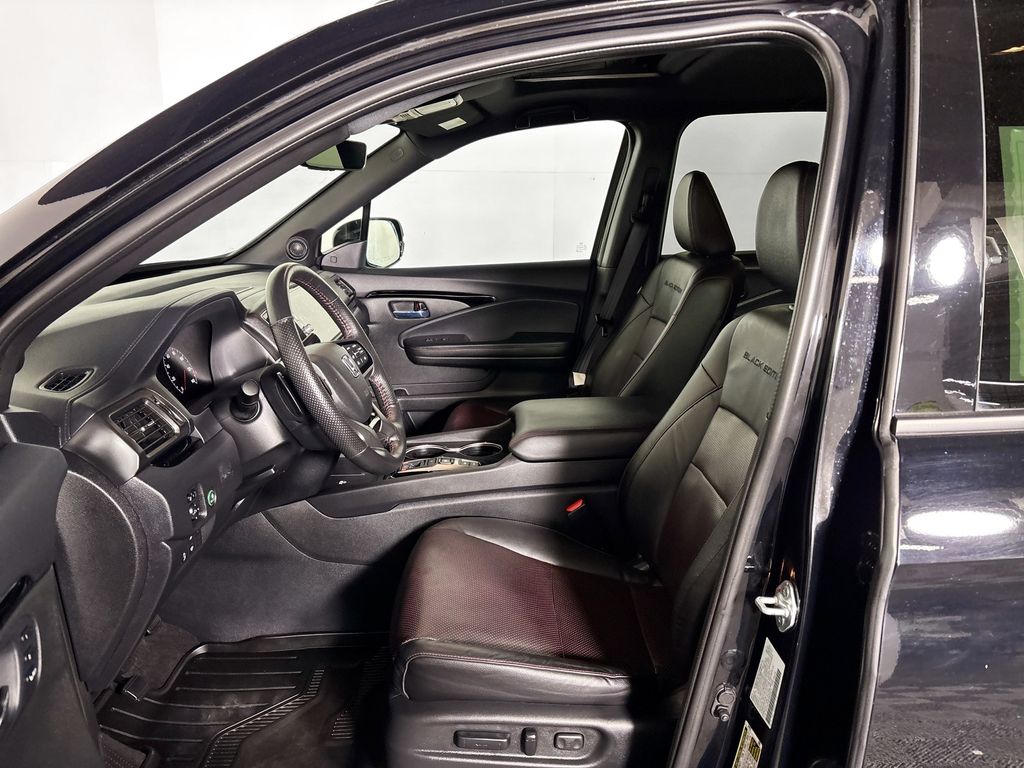2025 Honda Ridgeline Black Edition