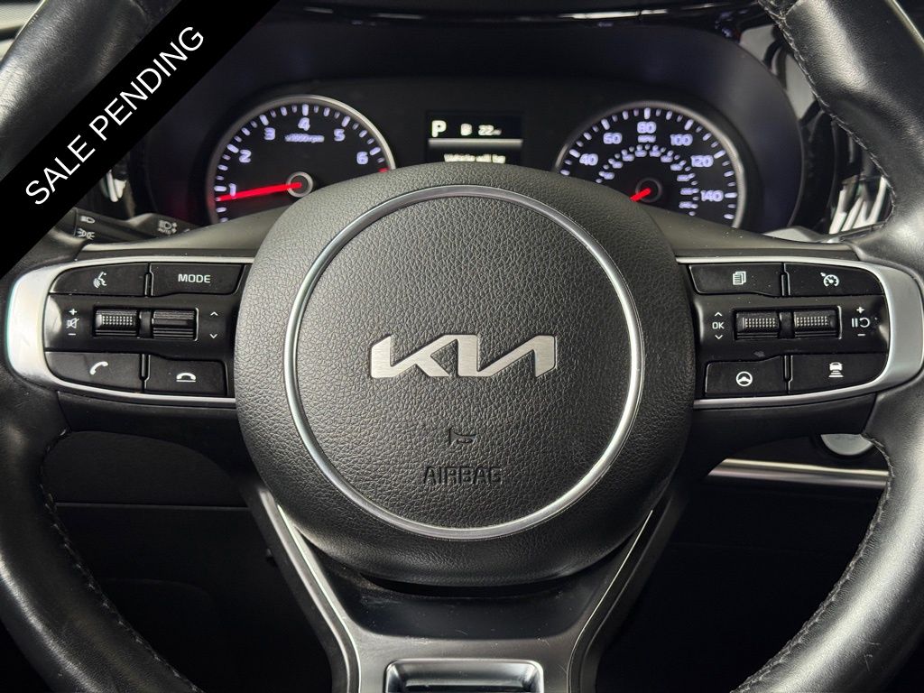 2022 Kia K5 EX - 8