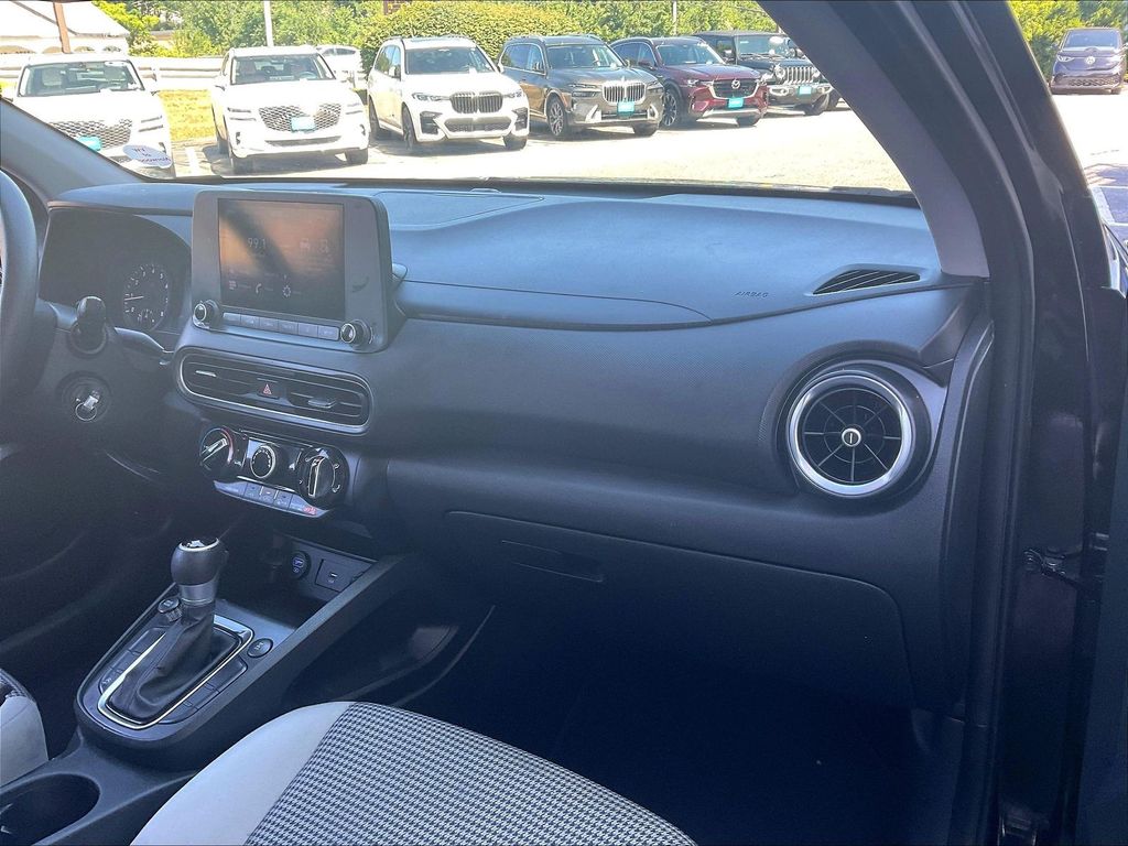 2022 Hyundai Kona — photo 13