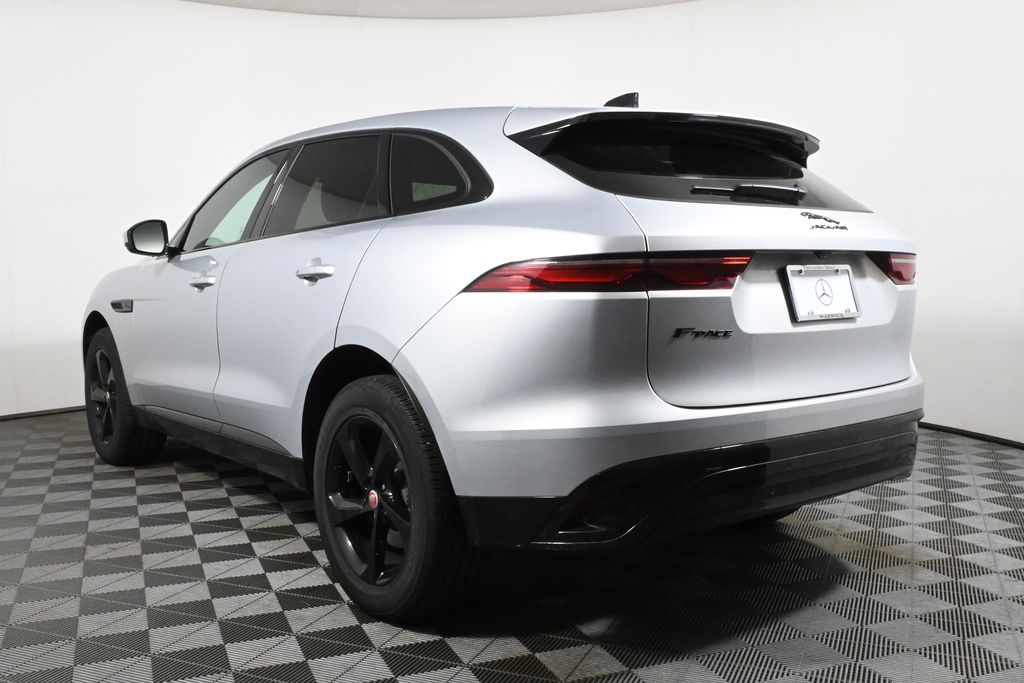 Thumbnail: 2023 Jaguar F-Pace - 8
