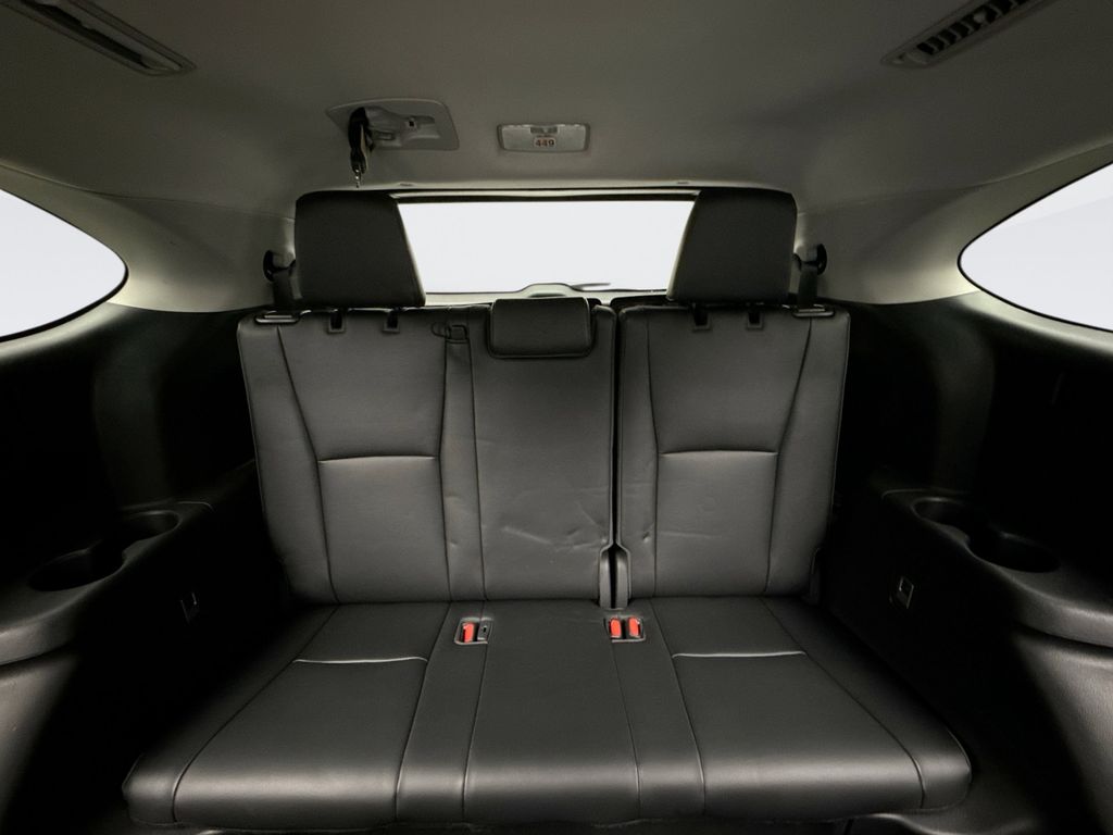 Thumbnail: 2023 Toyota Highlander - 22