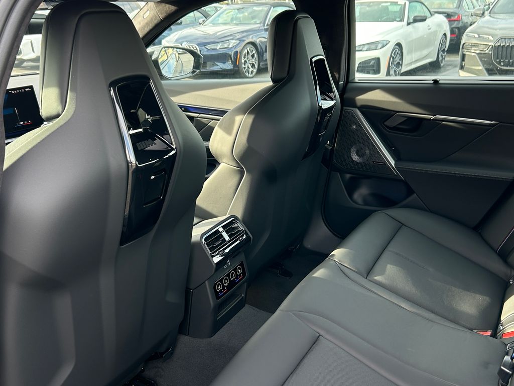2025 BMW M5 Base 30