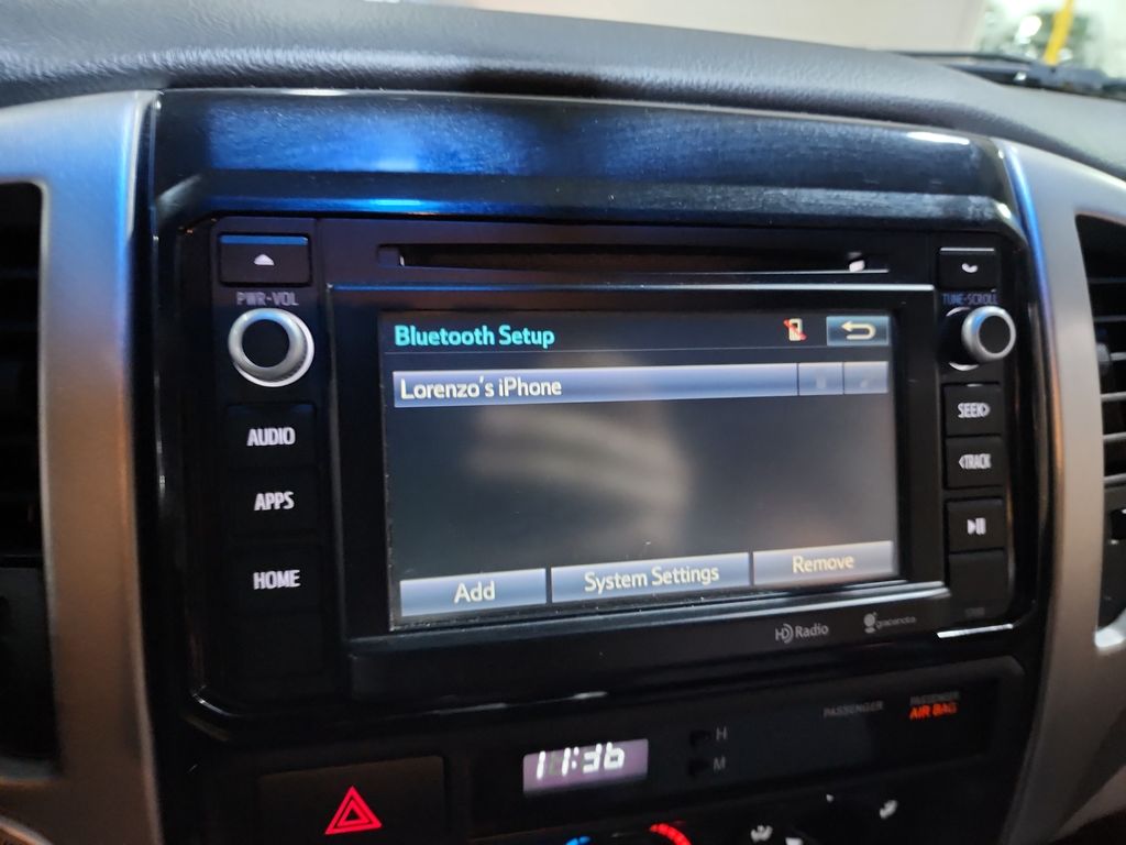 2014 Toyota Tacoma V6 photo