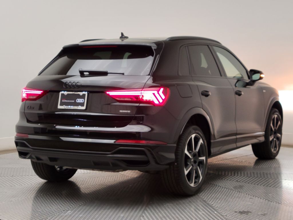 Thumbnail: 2025 Audi Q3 - 5