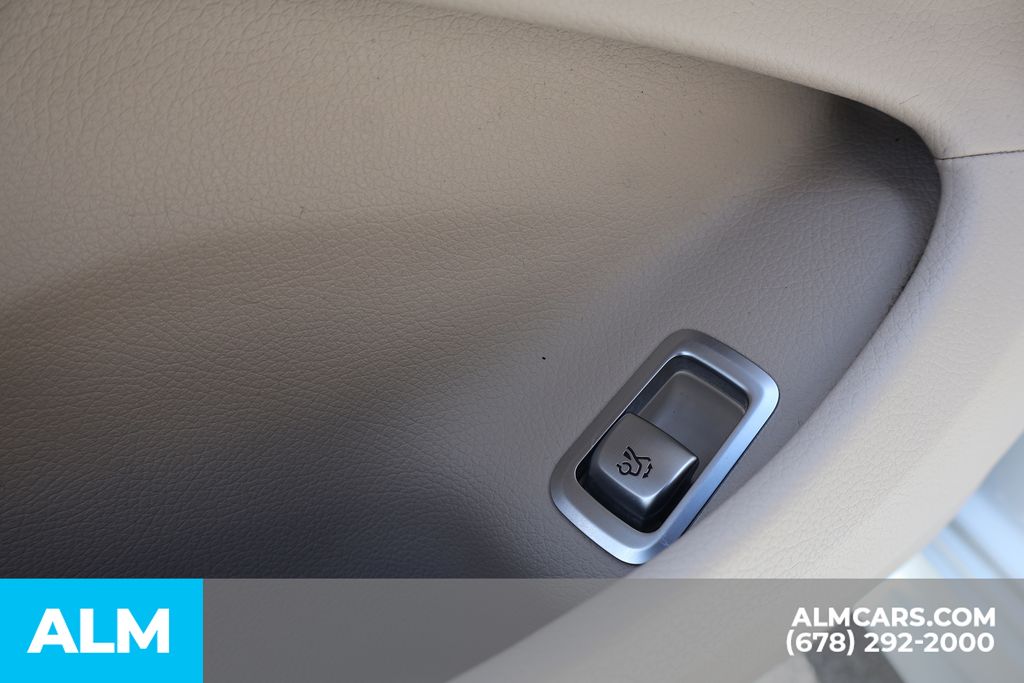 Used 2020 White Mercedes-Benz S 560 image 15