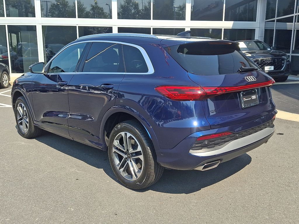 Thumbnail: 2025 Audi Q5 - 6