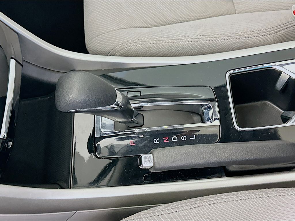 Thumbnail: 2017 Honda Accord - 16