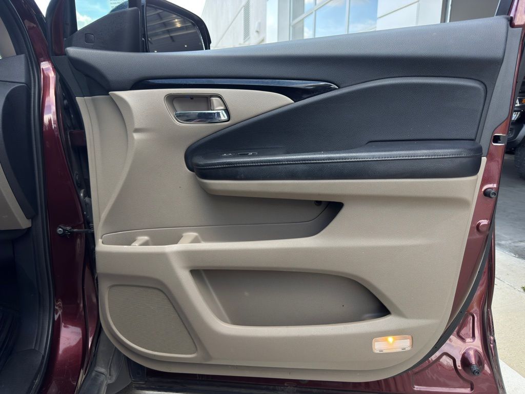 2018 Honda Pilot Elite  at Autostrade