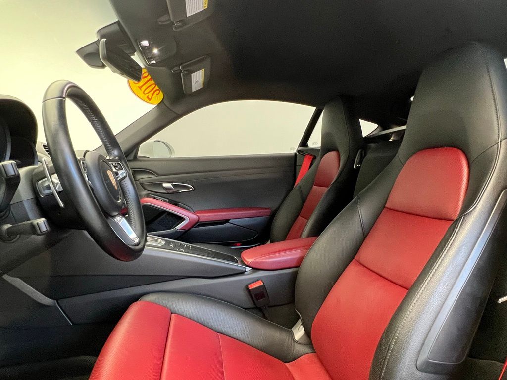 Thumbnail: 2018 Porsche 718 Cayman - 5