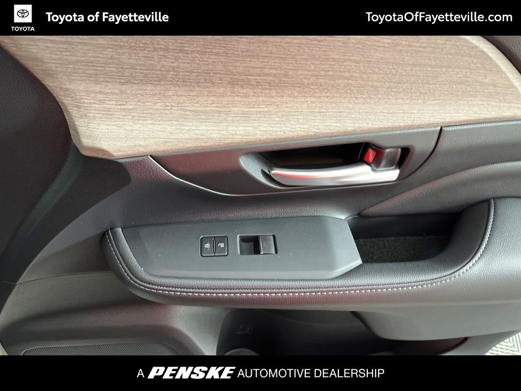 2024 Toyota Grand Highlander Platinum 24