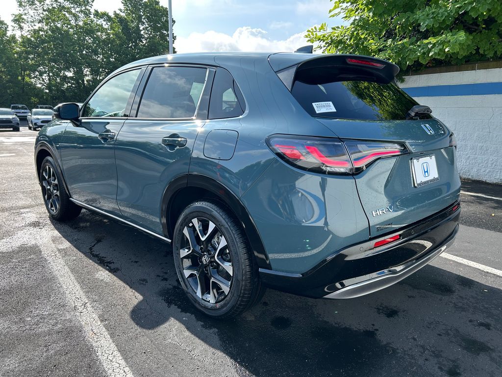 Thumbnail: 2027 Honda HR-V - 3