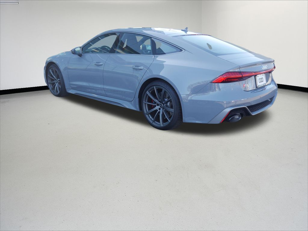 Thumbnail: 2026 Audi RS 7 - 3