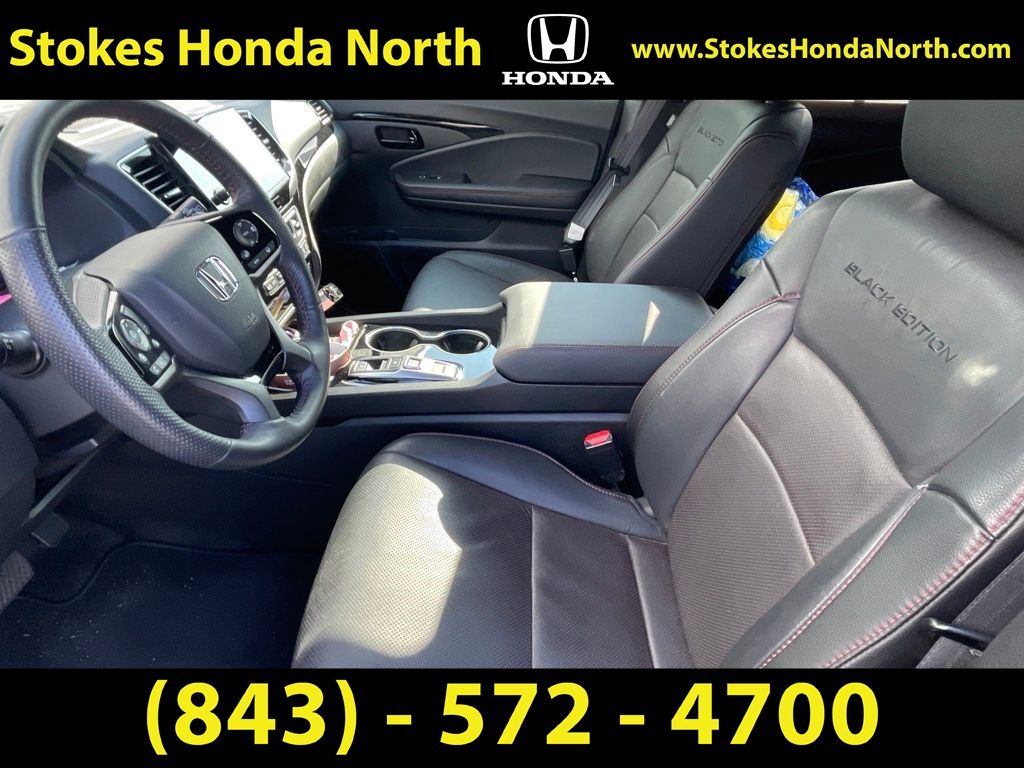 Used 2025 Honda Passport SUV