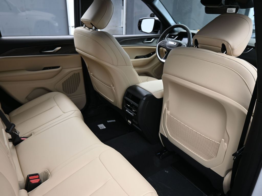 New 2025 Bright White Clearcoat Jeep Limited image 37