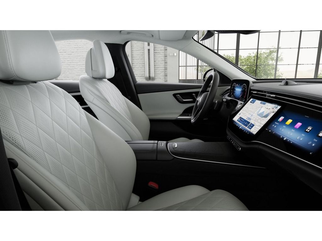 Thumbnail: 2026 Mercedes-Benz E-Class - 4