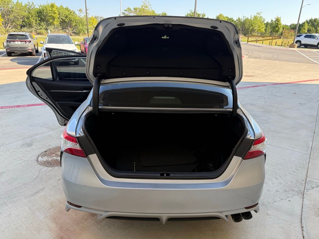 Thumbnail: 2020 Toyota Camry - 24