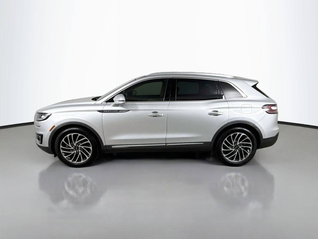 Thumbnail: 2019 Lincoln Nautilus - 8
