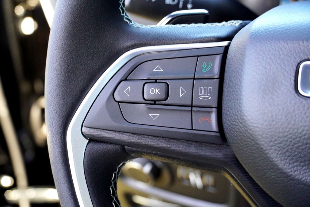 New Car 2025 Jeep Grand Cherokee  Laredo For Sale Under $35,000 In Taylor, Texas