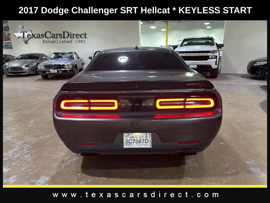 2017 Dodge Challenger SRT Hellcat 14