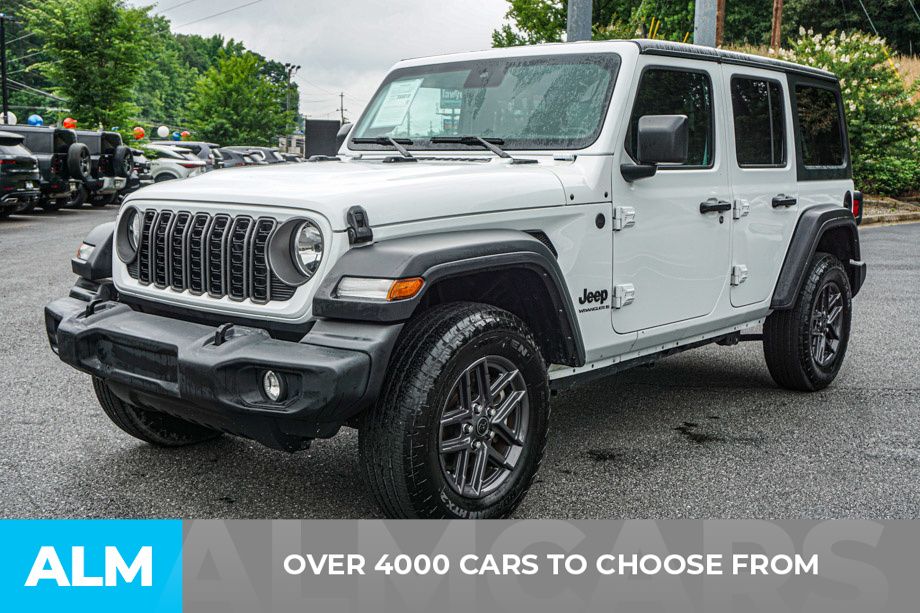 Used 2025 White Jeep Sport S image 3