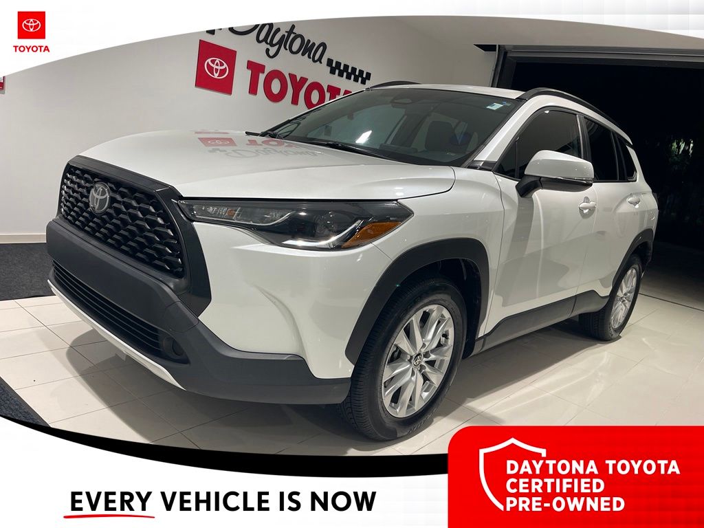 2023 Toyota Corolla Cross LE - Photo 11