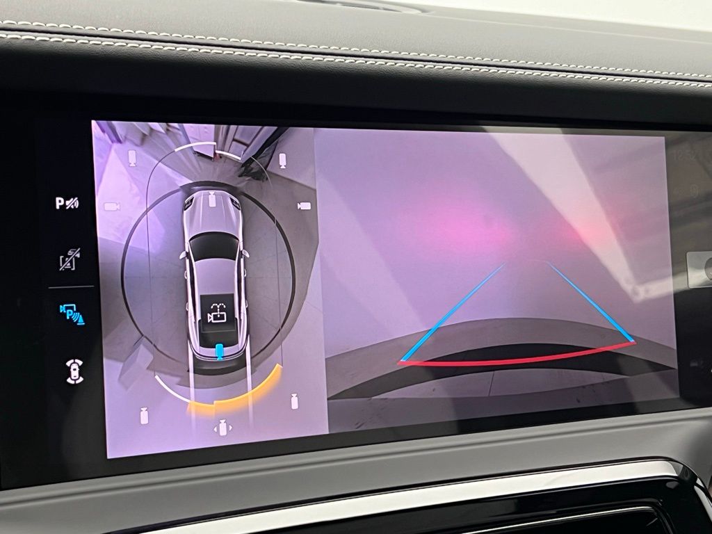 Thumbnail: 2026 Porsche Panamera - 15