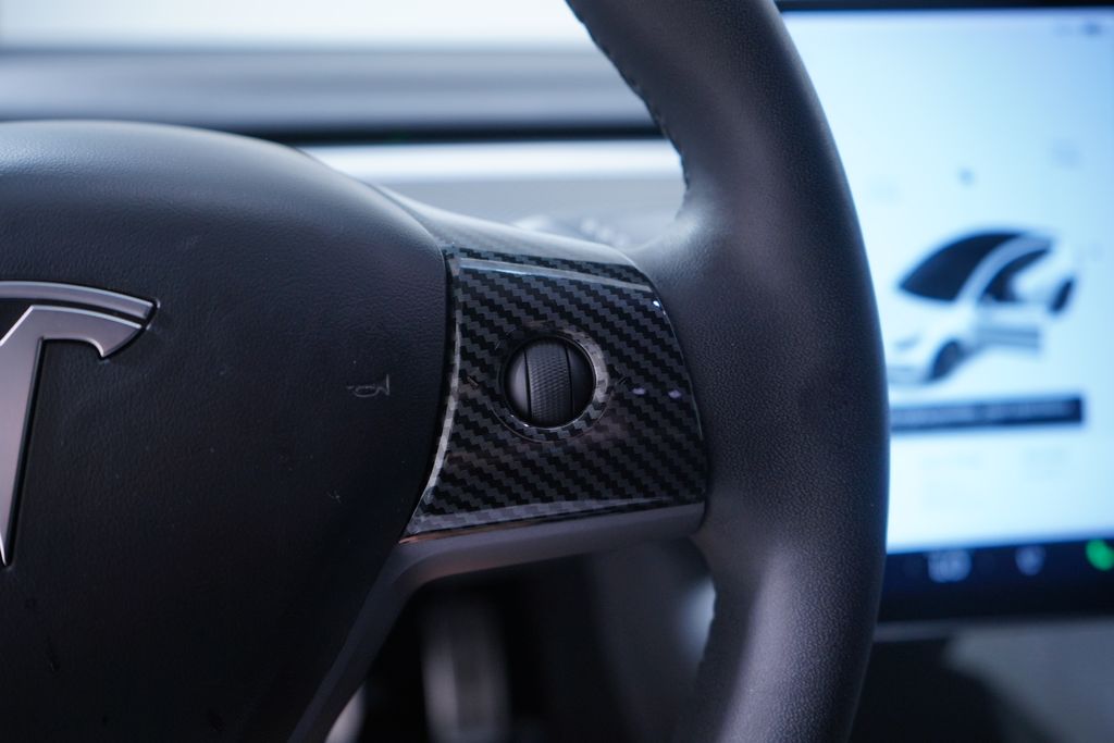 Thumbnail: 2020 Tesla Model 3 - 19