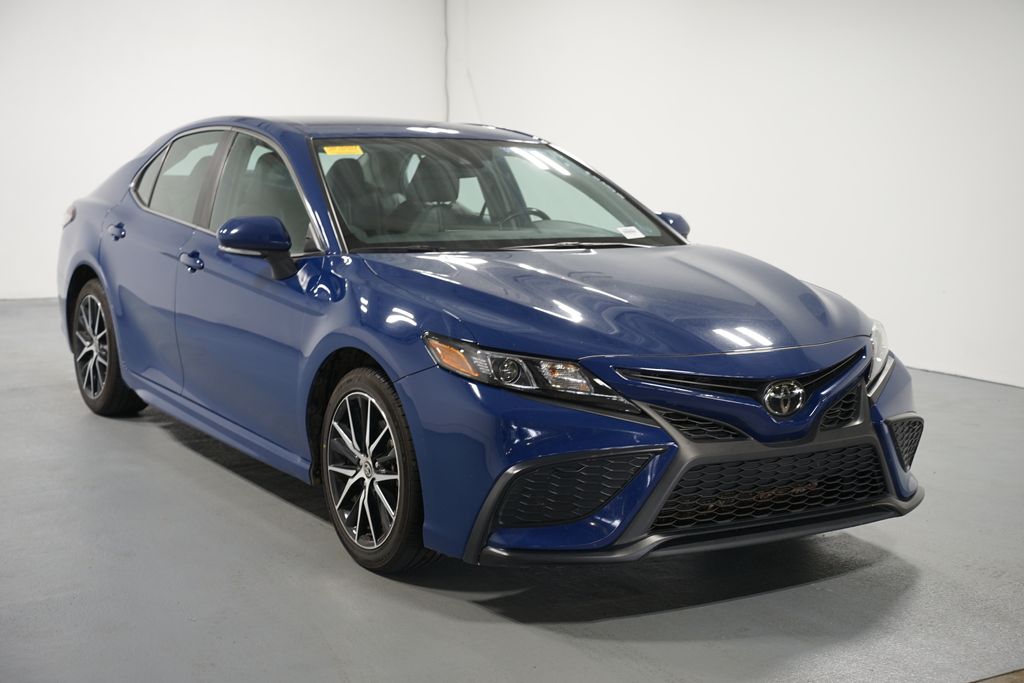 Thumbnail: 2024 Toyota Camry - 3