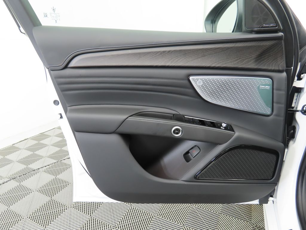 Thumbnail: 2025 Maserati Grecale - 25