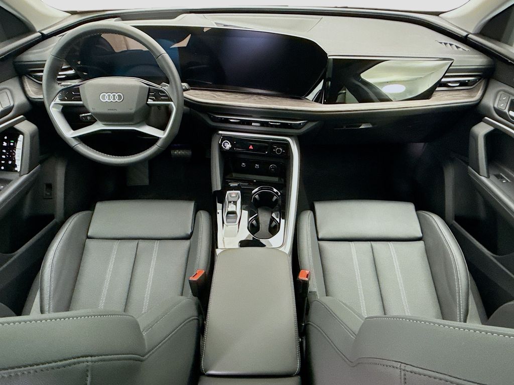 Thumbnail: 2025 Audi Q5 - 14