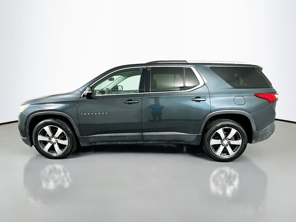 Thumbnail: 2018 Chevrolet Traverse - 8