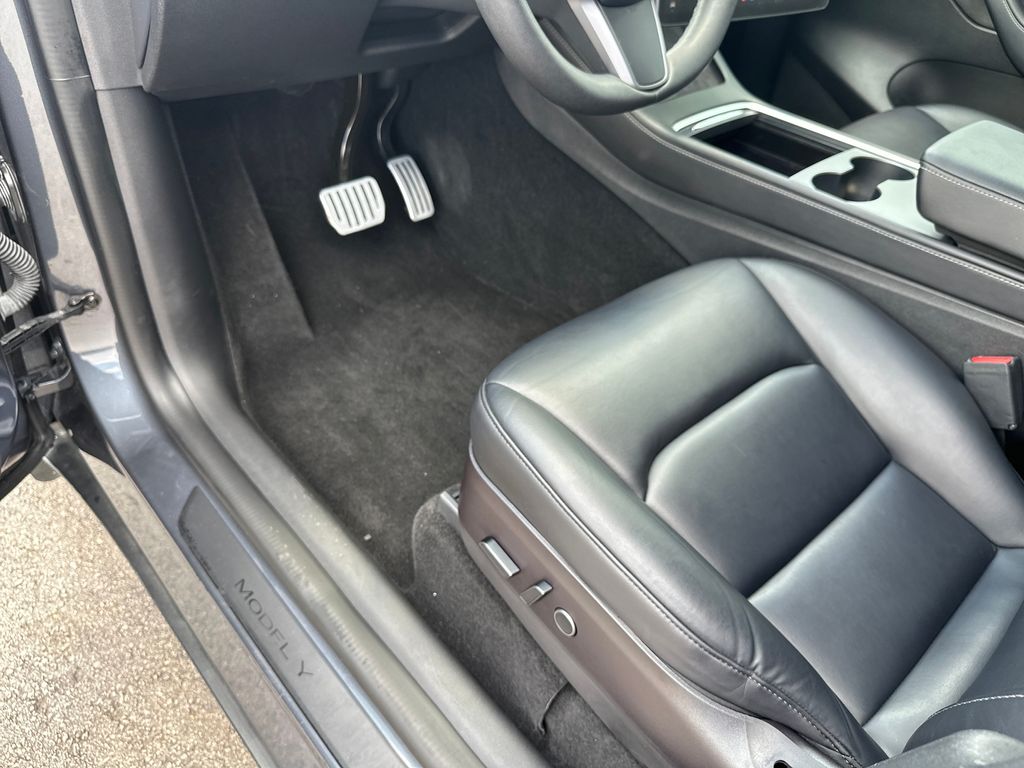 Used Car 2022 Tesla Model Y  Long Range For Sale Under $30,000 In Austin, Texas