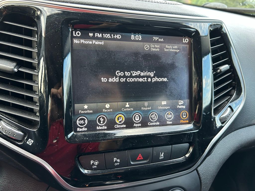 Thumbnail: 2019 Jeep Cherokee - 24
