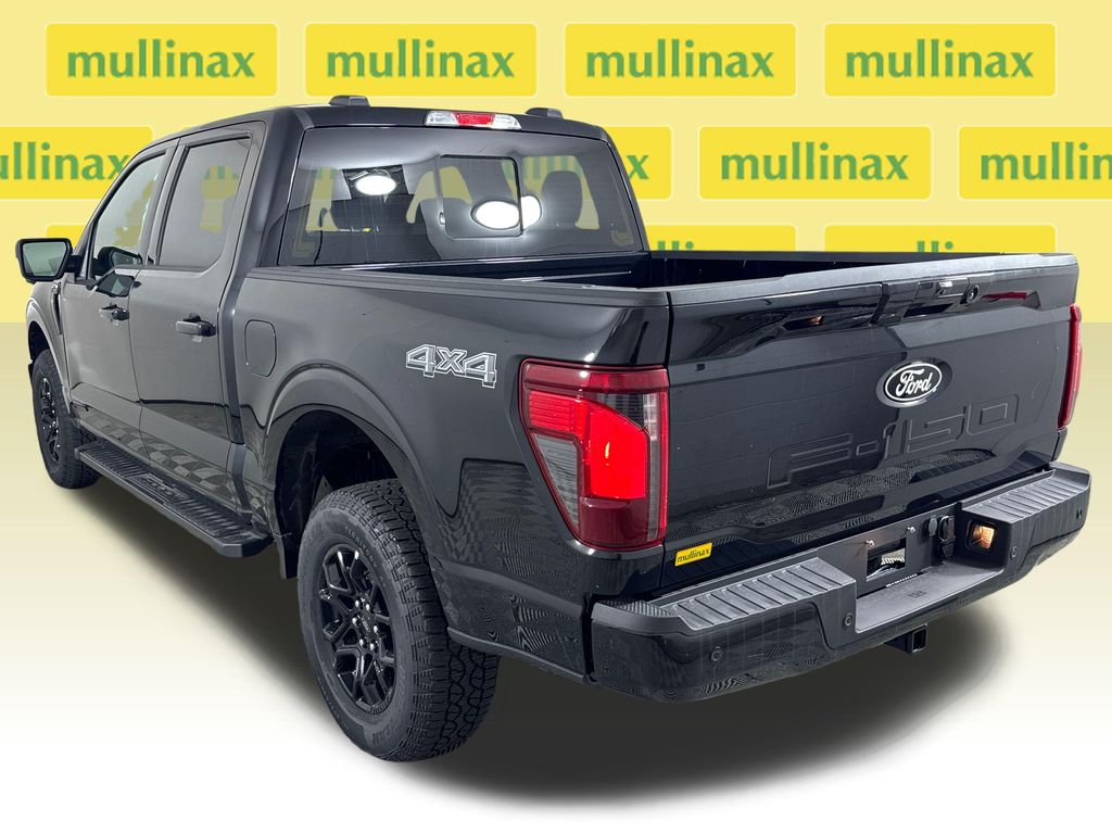 New 2026 Black Ford XLT image 3