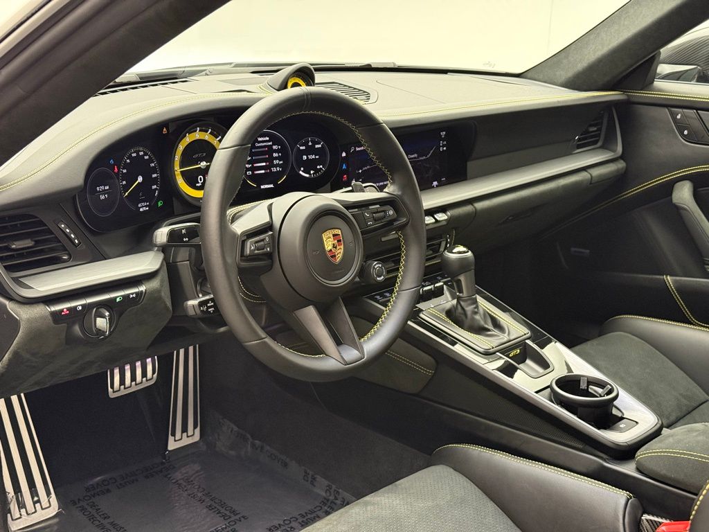 Thumbnail: 2024 Porsche 911 - 4