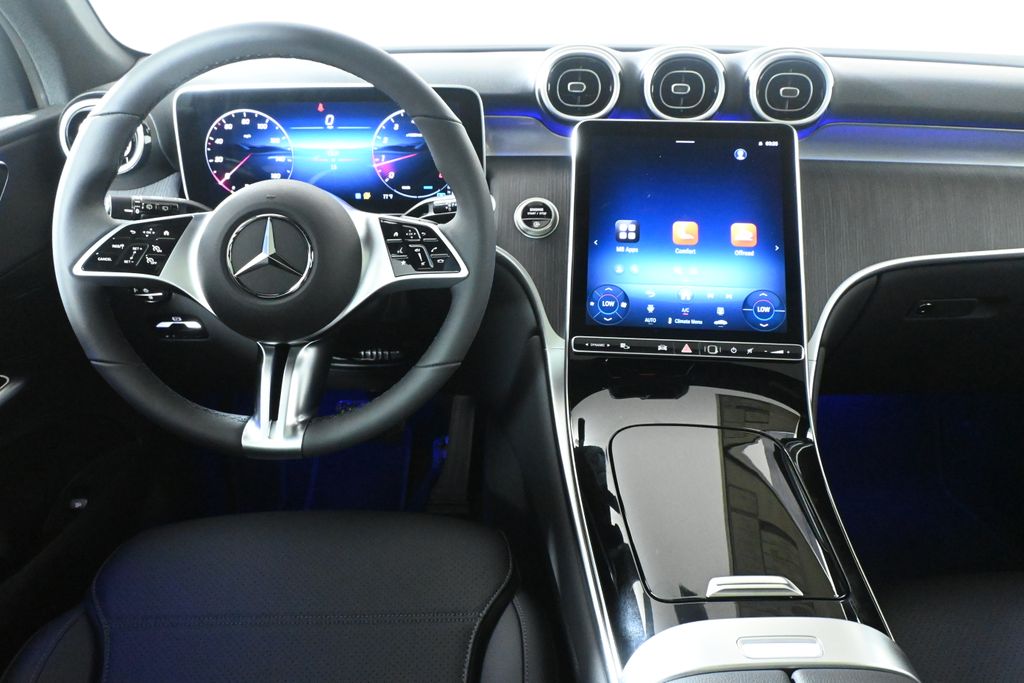 Thumbnail: 2026 Mercedes-Benz GLC - 16