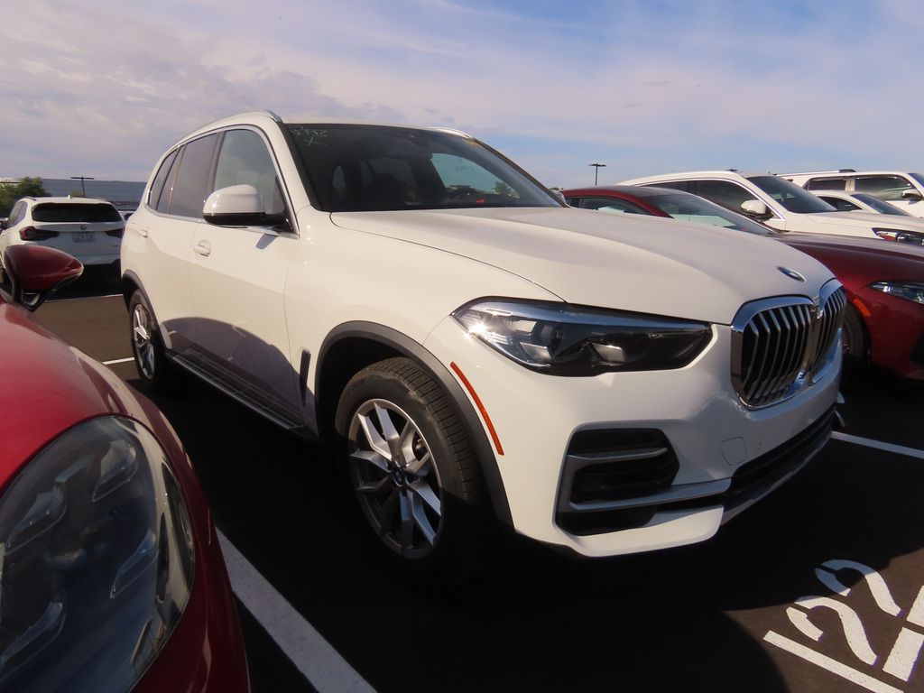 Thumbnail: 2023 BMW X5 - 2