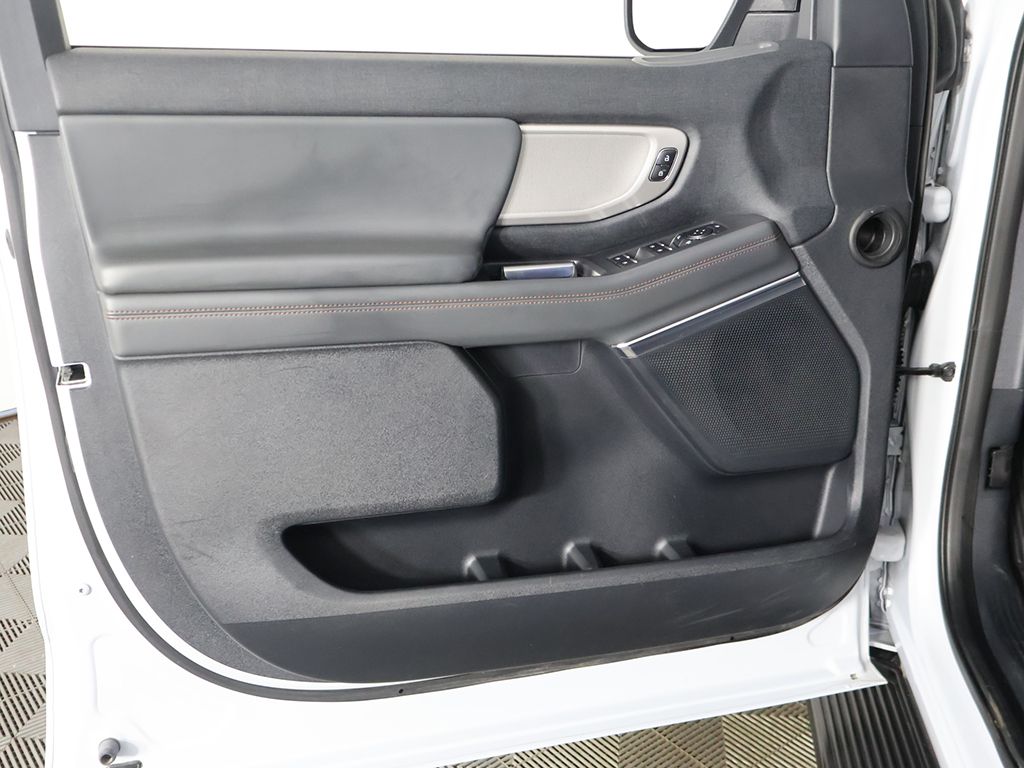 Used 2025 Silver Ford Active image 23