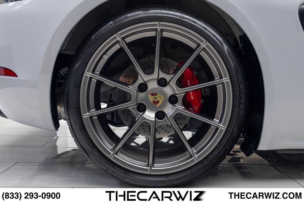 2023 Porsche 718 Cayman