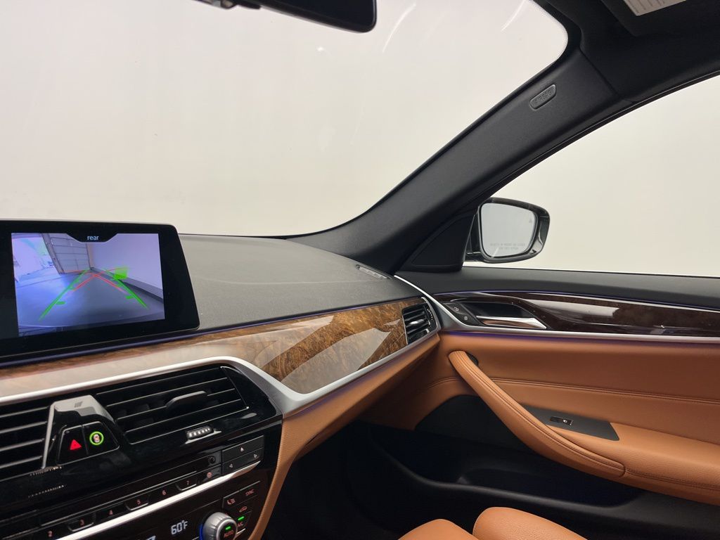 Thumbnail: 2019 BMW 5 Series - 21