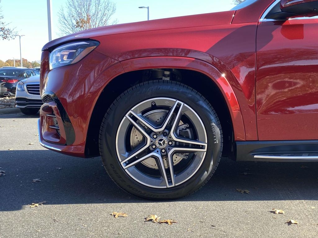 2025 Mercedes-Benz GLS 450 4MATIC 7