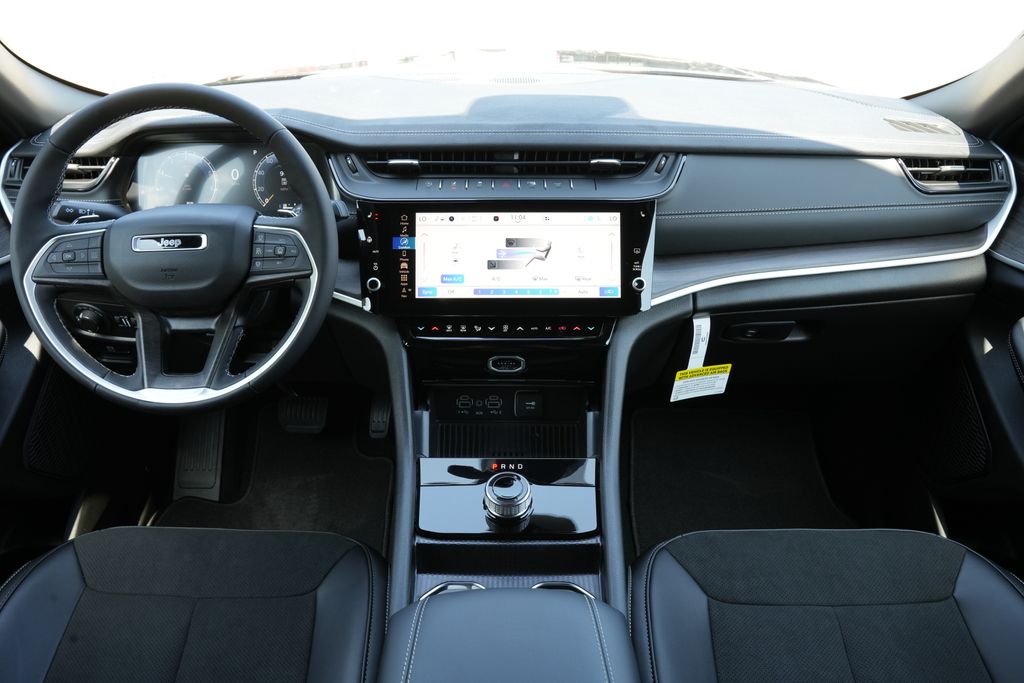 2026 Jeep Grand Cherokee Altitude - 4