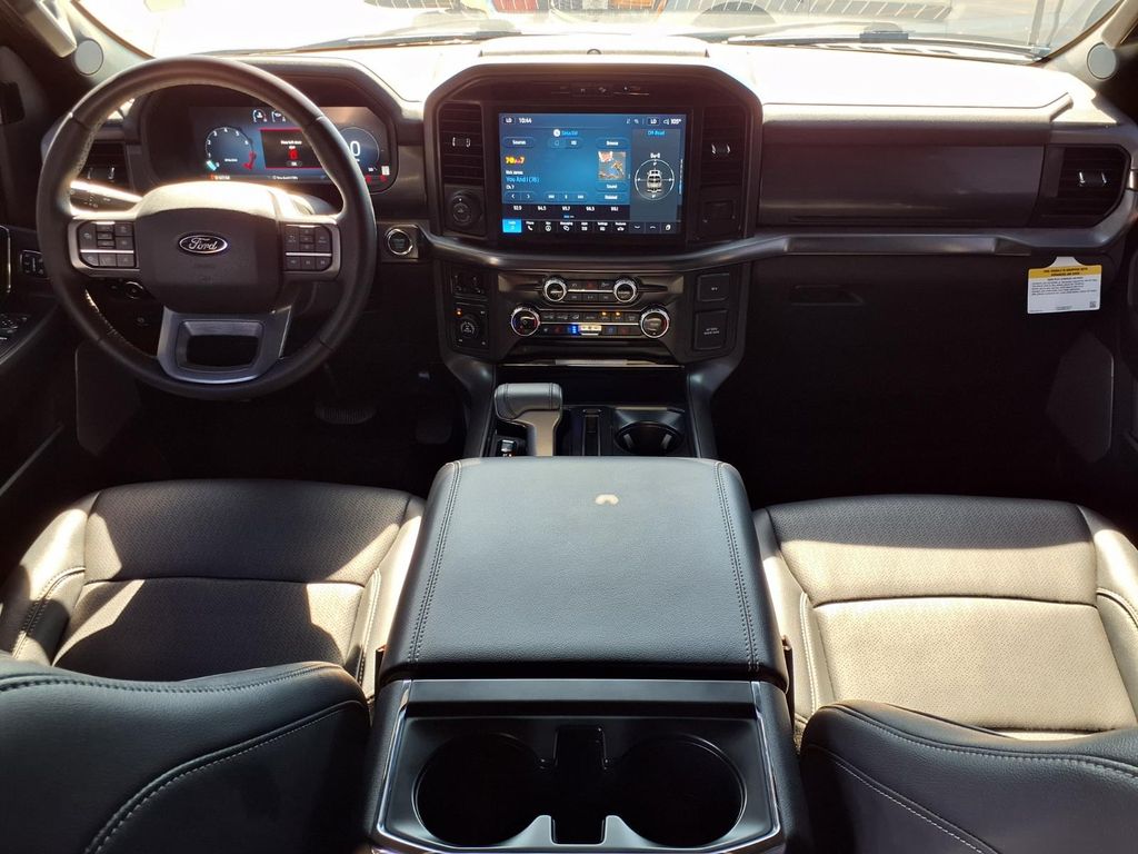 2025 Ford F-150 Lariat - 8