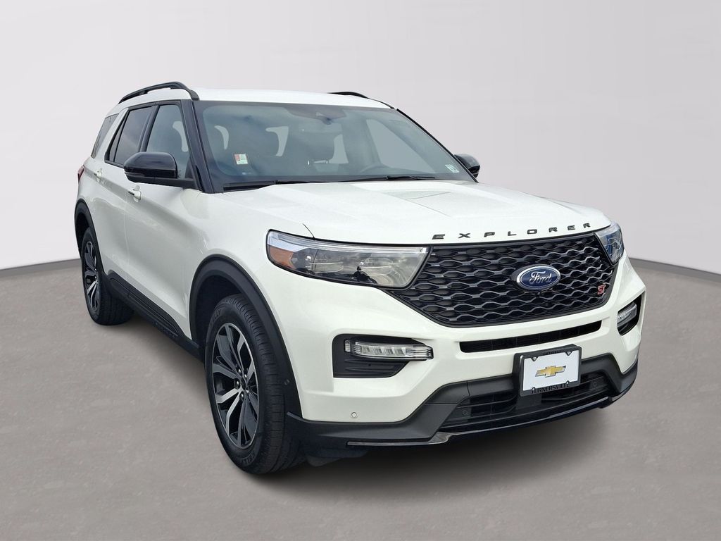 2021 Ford Explorer ST 3